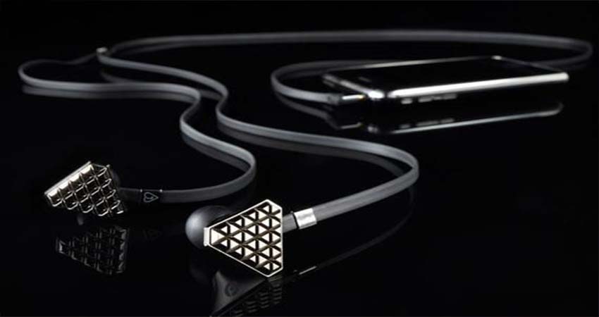 Lady Gaga Headphones for the High Quality Music